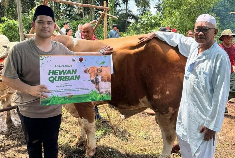 Foto: Daffa Maulana | Penyerahan Sapi Kurban Idul Adha 1447 H 2026 M